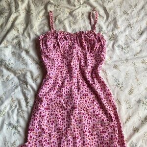 Flattering pink floral midi dress size small in great condition